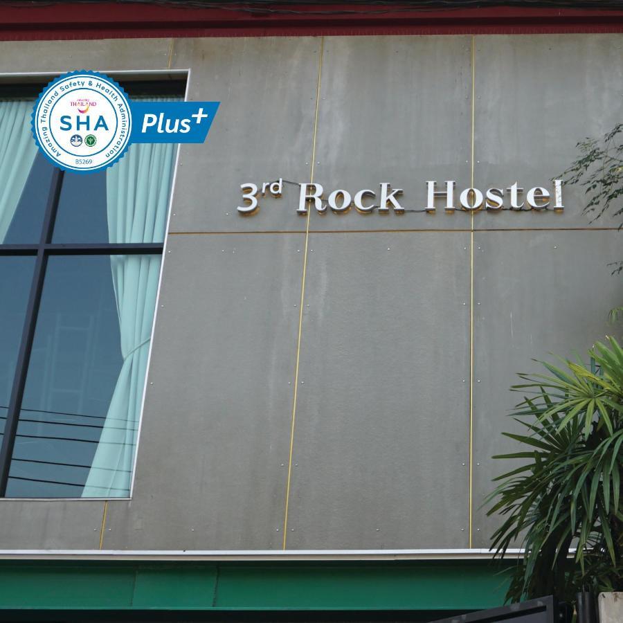 Third Rock Hostel Bangkok Ngoại thất bức ảnh