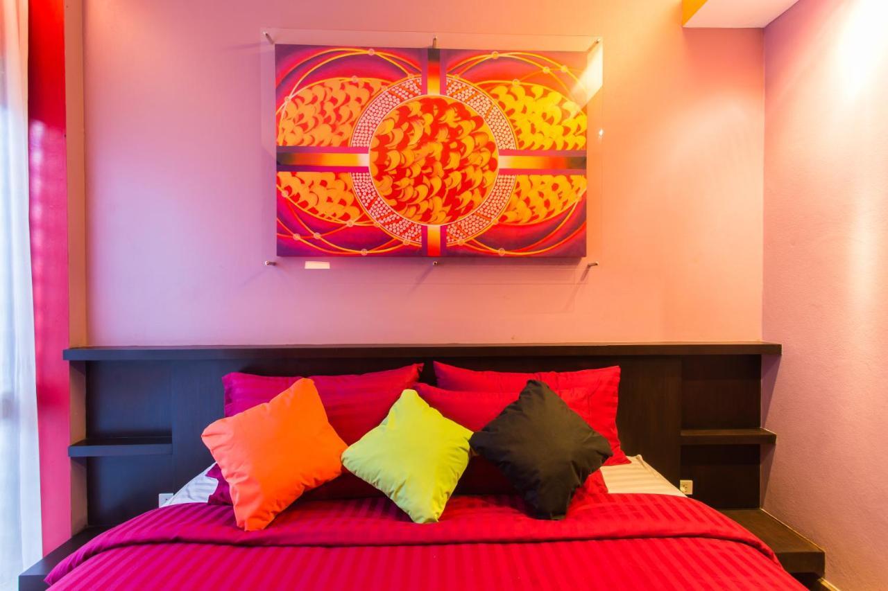 Third Rock Hostel Bangkok Ngoại thất bức ảnh